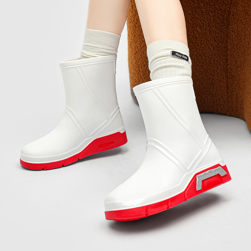 Nuovi Stivali da Pioggia per U - Fishing Boots recensione e prezzo